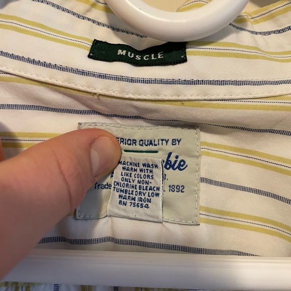 Vintage Abercrombie & Fitch short sleeve muscle button up - Picture 4 of 5